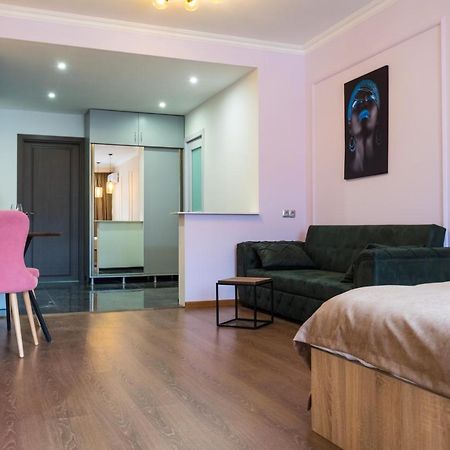 Iren River Side Apartments Tiflis Dış mekan fotoğraf