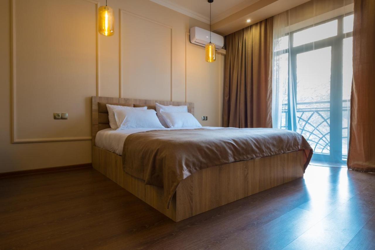 Iren River Side Apartments Tiflis Dış mekan fotoğraf